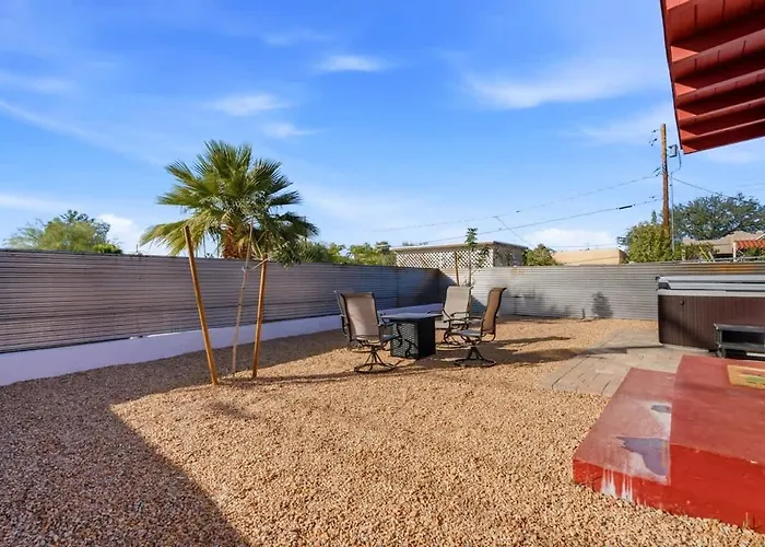 Holiday home U Of A Brick Gem With Hot Tub Tucson