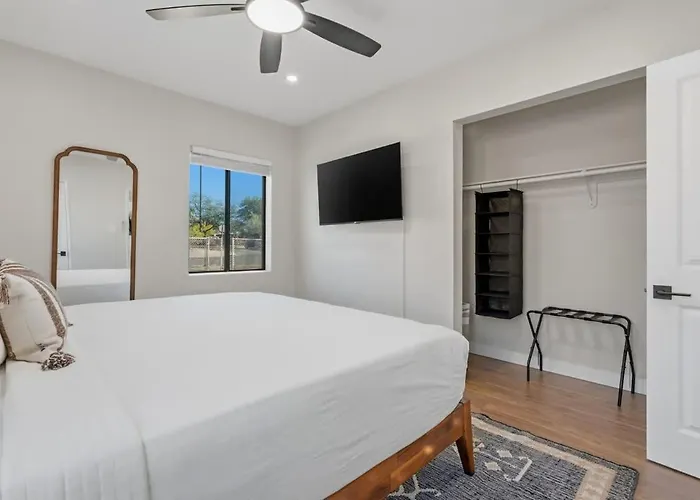 Holiday home U Of A Brick Gem With Hot Tub